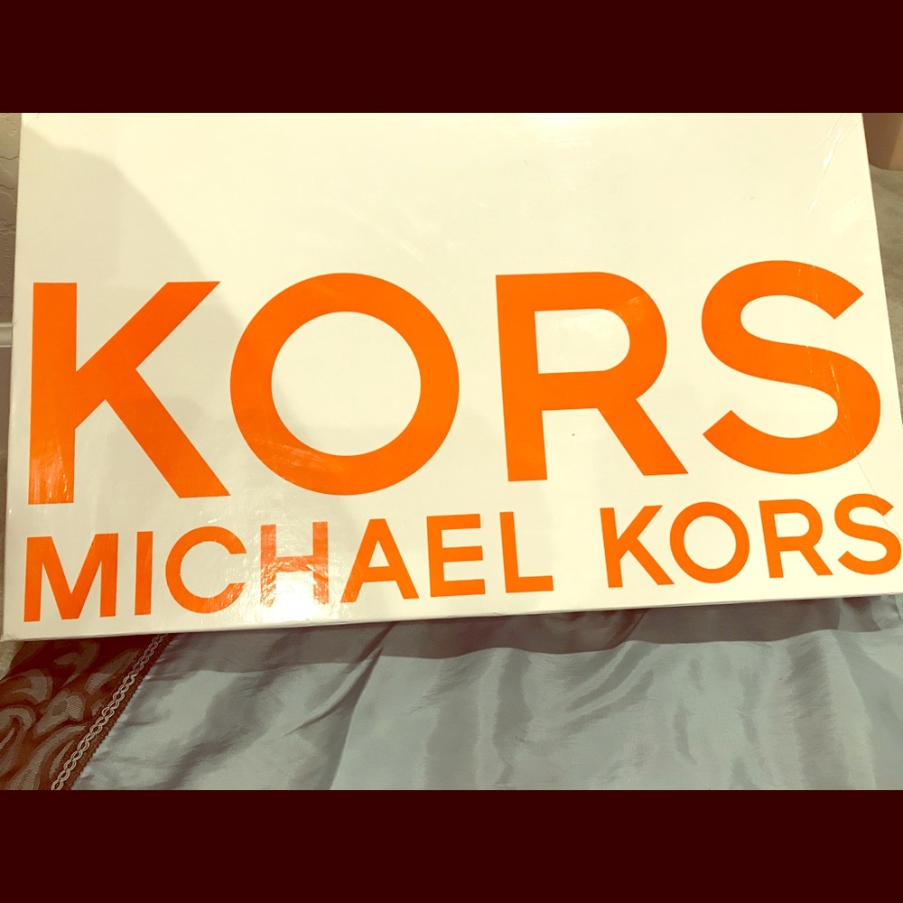 MK boots